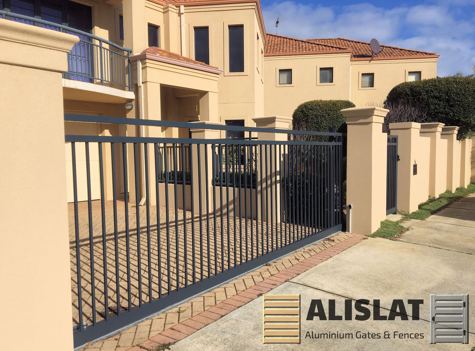 Alislat Aluminium Auto Remote Gates